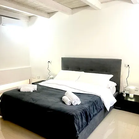 La Costa Nel Corso * קליארי